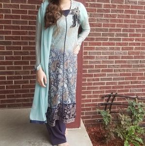 ⭐🌙3 peice pakistani outfit